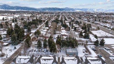 907 N 17th Ave, Bozeman, MT 59715 - photo 2