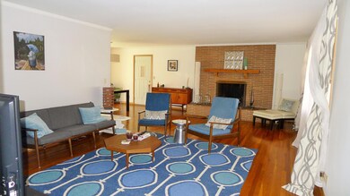 435 E Schreyer Place, Columbus, OH 43214 - photo 5