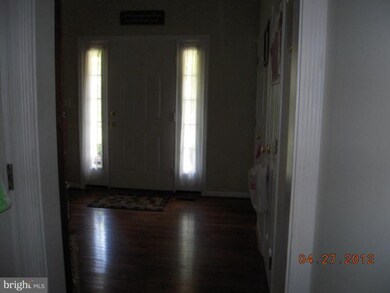 2405 Summershade Ct, Odenton, MD 21113 - photo 3