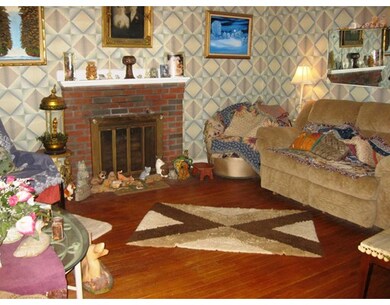 48 Potter Rd, Waltham, MA 02453 - photo 2