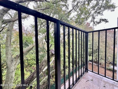 3865 Amboy Rd unit 3f, Staten Island, NY 10308 - photo 6