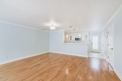 738 Redwing Place Dr, Houston, TX 77009 - photo 4