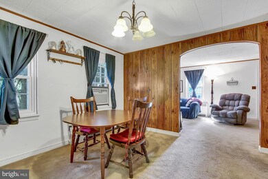 709 Harding St, New Cumberland, PA 17070 - photo 5