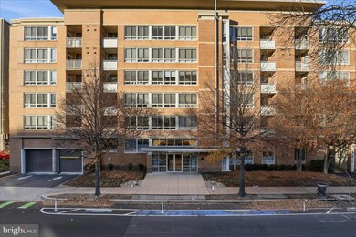 355 I St SW unit S311, Washington, DC 20024 - photo 2