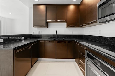 3030 NE 188th St unit 604, Miami, FL 33180 - photo 4