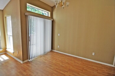 523 Hampton Place Blvd, Troy, NY 12180 - photo 7