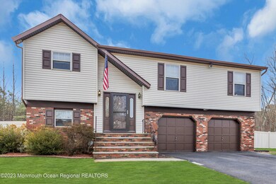 15 Hedgewood Rd, Howell, NJ 07731 - photo 2