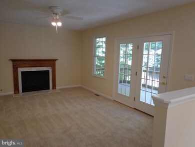 23128 Winterberry Ln, California, MD 20619 - photo 2