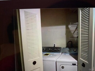 977 Village Round unit D, Allentown, PA 18106 - photo 6