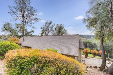 3110 Iron Mine Rd, Auburn, CA 95602 - photo 2