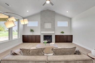 1109 - Unit 16 N Country Club Dr unit 16, Deer Park, WA 99006 - photo 7