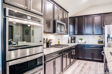 10234 Coyote Run, San Antonio, TX 78254 - photo 7