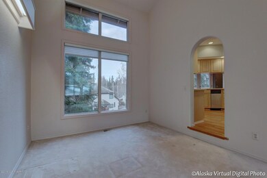 Dining Rm to Kitchen