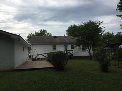 111 Bostick Dr, Hopkinsville, KY 42240 - photo 6