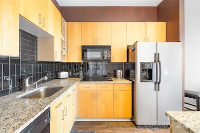 706 N Davidson St unit 8, Charlotte, NC 28202 - photo 6