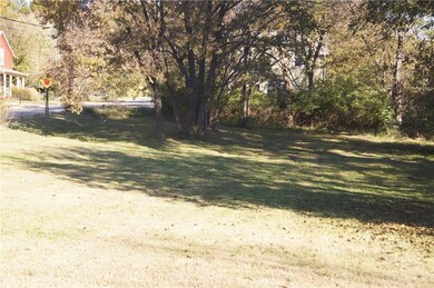 600 S Willow Ave, Fayetteville, AR 72701 - photo 3