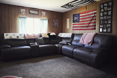 27795 Ave 146 unit C, Porterville, CA 93257 - photo 2