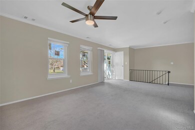 75 Artist Lake Dr, Middle Island, NY 11953 - photo 6