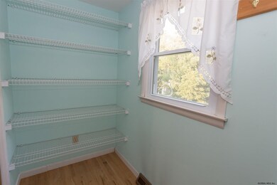 30 Garling Dr, Latham, NY 12110 - photo 5