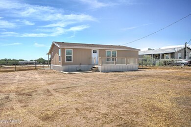 2706 N Grand Dr-3