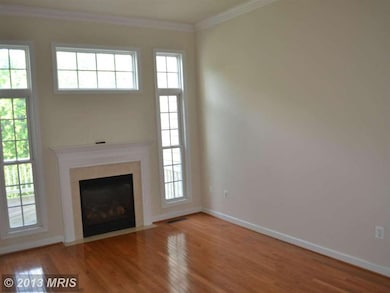 16468 Steerage Cir, Woodbridge, VA 22191 - photo 5