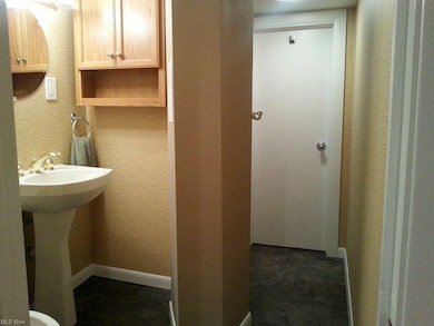 339 Gayle Dr, Sheffield Lake, OH 44054 - photo 5