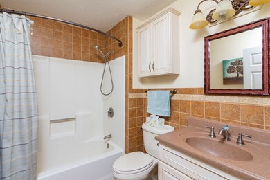 48 Hobart Ln, Rockland, MA 02370 - photo 6