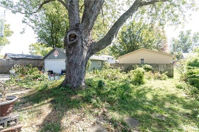 3822 Bel Aire Rd, Des Moines, IA 50310 - photo 7