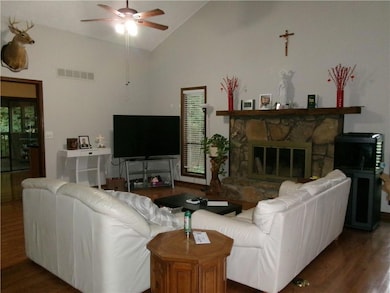 2735 Wendy Ln, Marietta, GA 30062 - photo 7