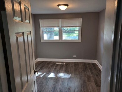 18130 Baker Ave, Country Club Hills, IL 60478 - photo 4