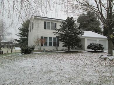 1613 Arrowwood Dr, Easton, PA 18040 - photo 3