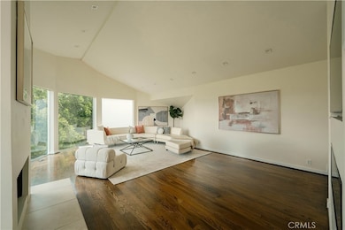 1680 Summitridge Dr, Beverly Hills, CA 90210 - photo 5