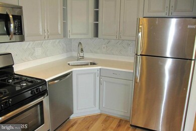 7841 Enola St unit 106, McLean, VA 22102 - photo 4