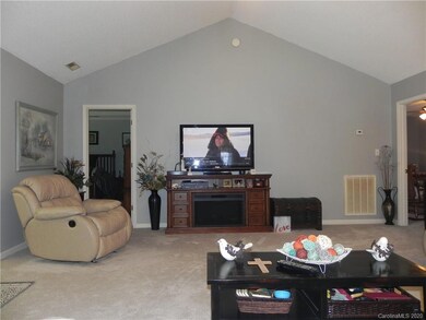 918 Hidden Creek Cir, Salisbury, NC 28147 - photo 2