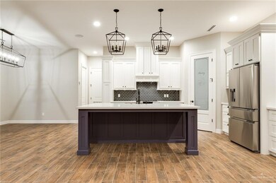 2301 W Elbrus Ave, Edinburg, TX 78539 - photo 5