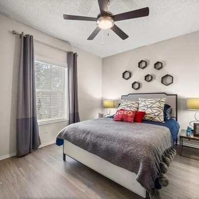 13005 Heinemann Dr unit 7-714, Austin, TX 78727 - photo 4