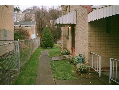 Yard/Garden. WALK WAY TO REAR YARD NOTE SIDE DOOR 