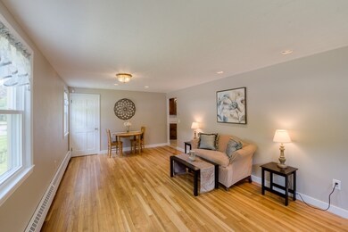 27 Kinney Dr, Worcester, MA 01602 - photo 7