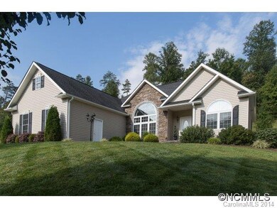 124 Shadow View, Leicester, NC 28748 - photo 2