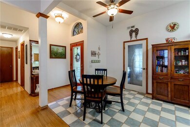 2121 NE 9th St, Moore, OK 73160 - photo 2