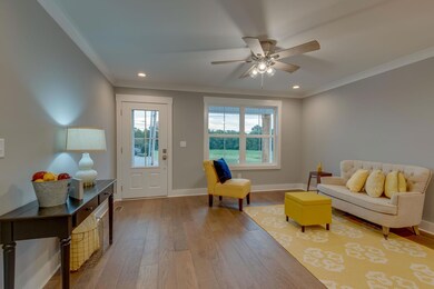 807 N Charlotte St, Dickson, TN 37055 - photo 6