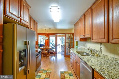 2525 Anthony Dr, Colmar, PA 18915 - photo 5