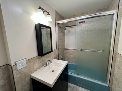 221 Reservation Rd unit 2, Hyde Park, MA 02136 - photo 4