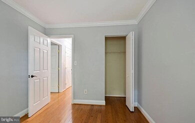 9740 Pleasant Gate Ln, Potomac, MD 20854 - photo 7