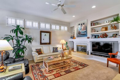 22828 N Dusty Trail Blvd-large-012-30-Fa