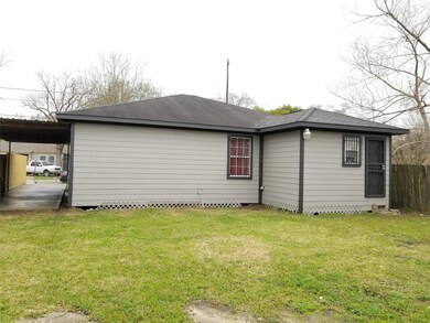 7029 Eastwood St, Houston, TX 77021 - photo 4