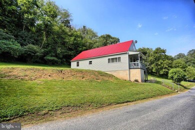 753 Oliver St, Newport, PA 17074 - photo 2