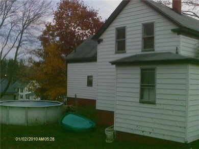 13 Judson St, Mechanic Falls, ME 04256 - photo 2