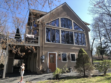 805 Cherry Ct, Hawley, PA 18428 - photo 3