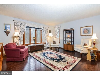 256 Log Cabin Rd, Perkasie, PA 18944 - photo 3